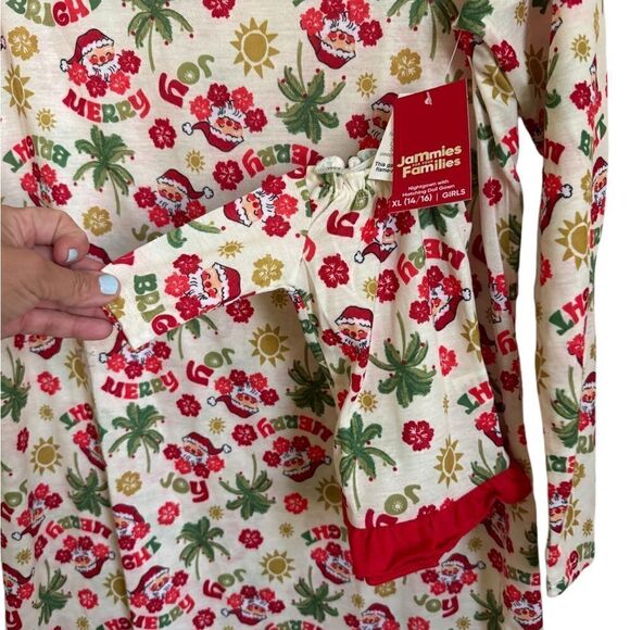 NWT Jammies with Matching Doll Gown - Picture 3 of 5